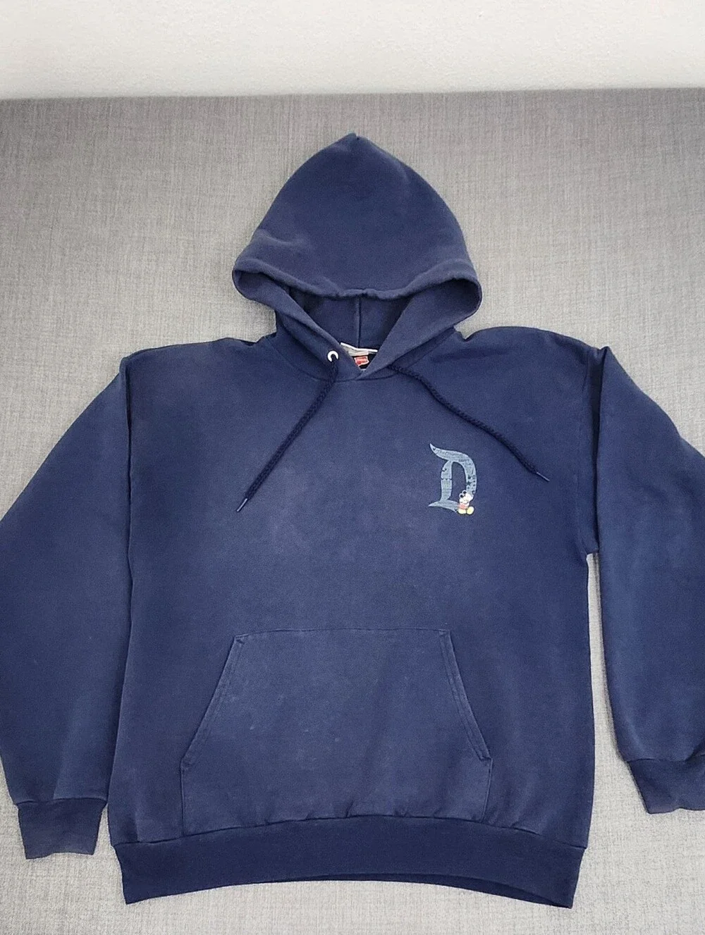 Disney Parks Disneyland Resort Faded Pullover Hoodie Large.